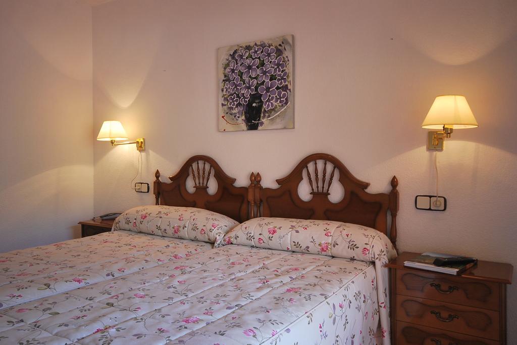 Hotel Principado De Europa 아레나스데카브랄레스 객실 사진