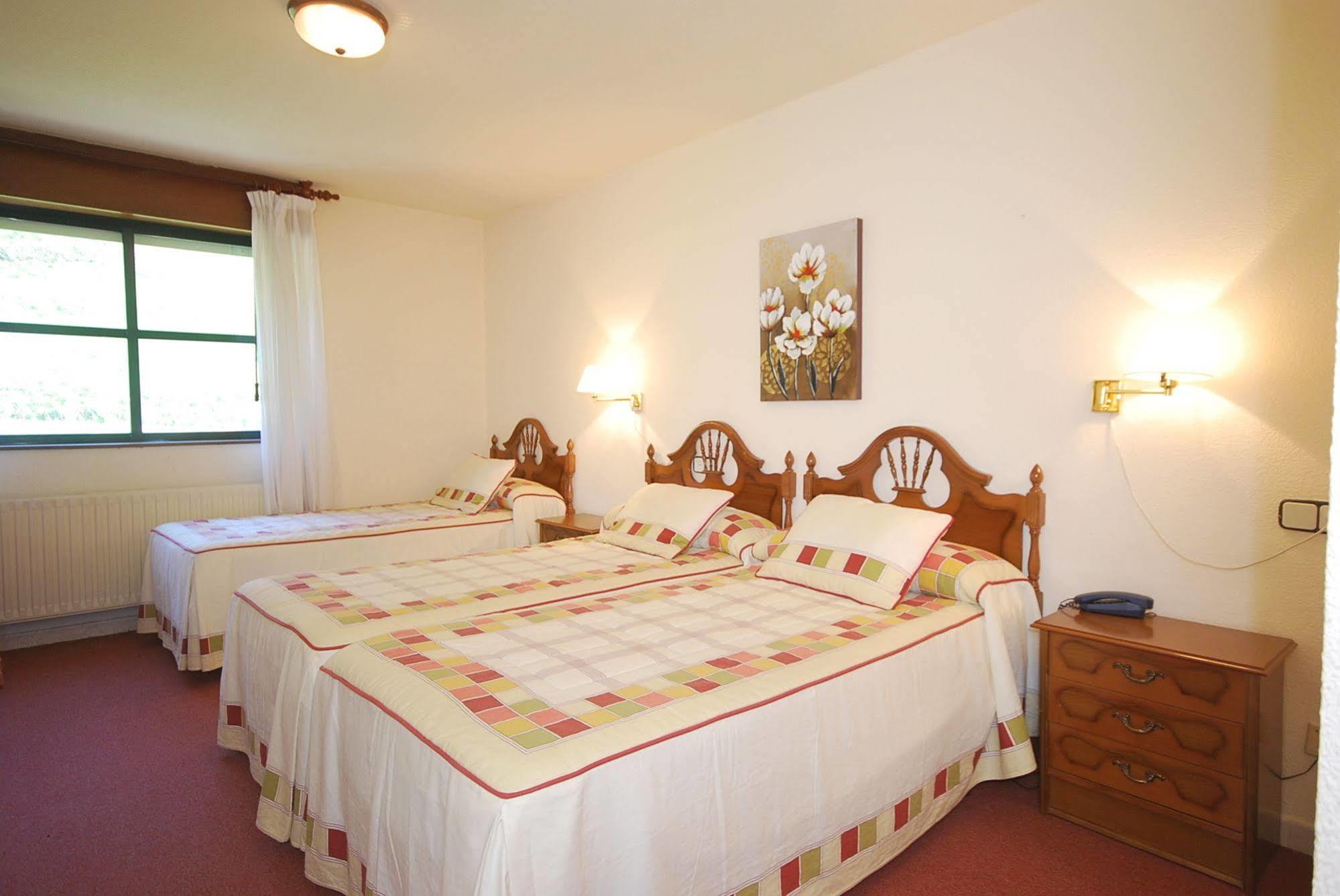 Hotel Principado De Europa 아레나스데카브랄레스 외부 사진