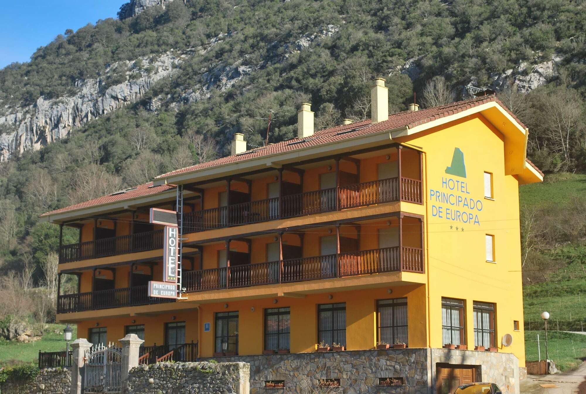 Hotel Principado De Europa 아레나스데카브랄레스 외부 사진